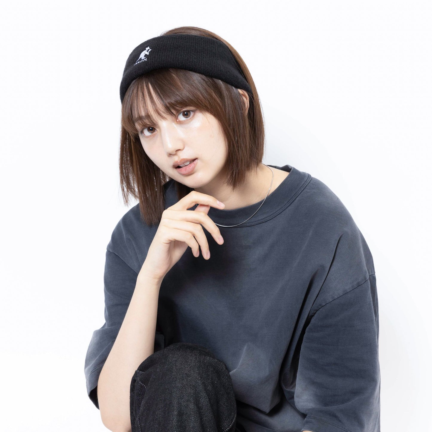 KB FLEX HAIRBAND/SEIYA撮影着用モデル