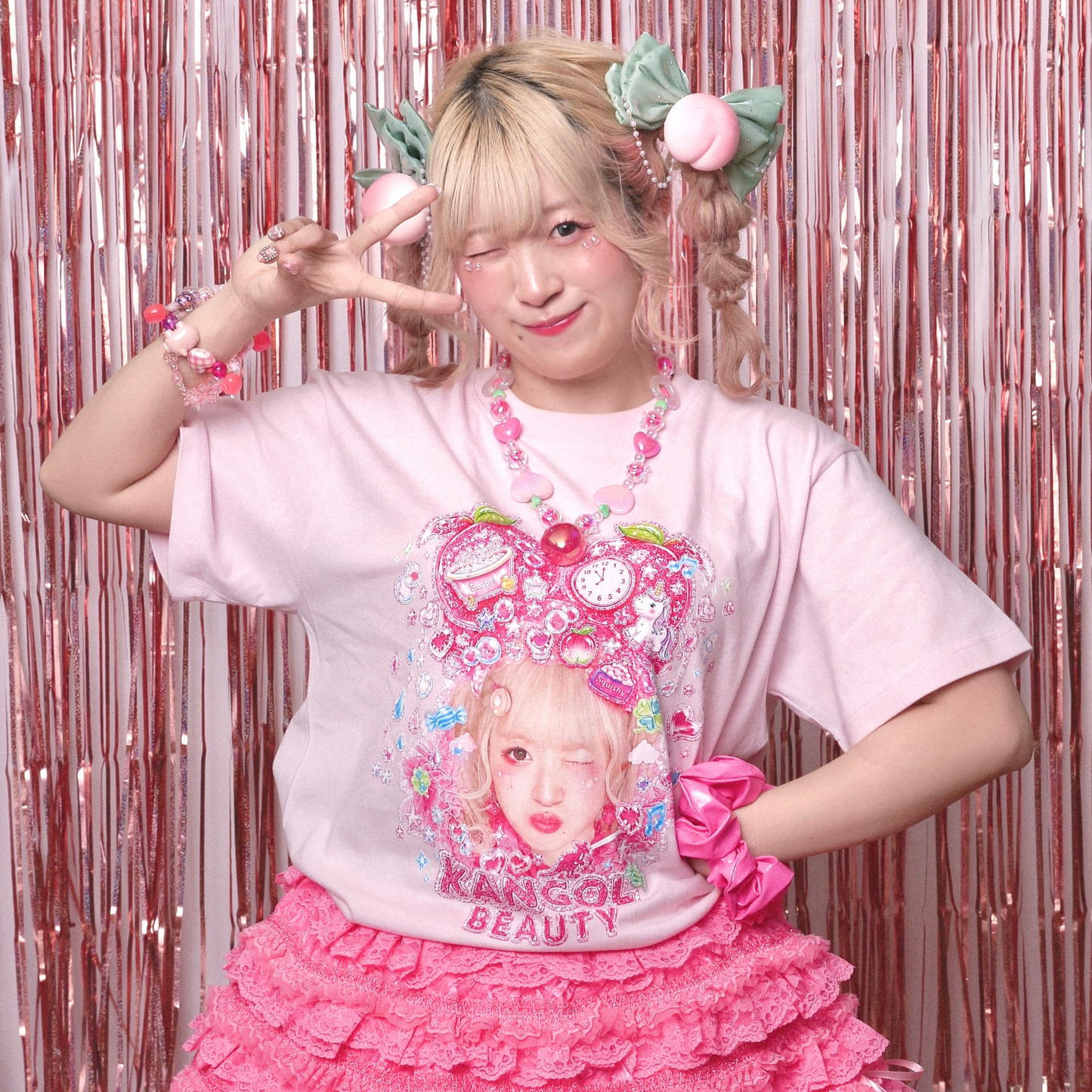 まるもももか🍑🐷 × KB コンプリートセット（限定アクリルキーホルダー付き） ＋シャンプーセット