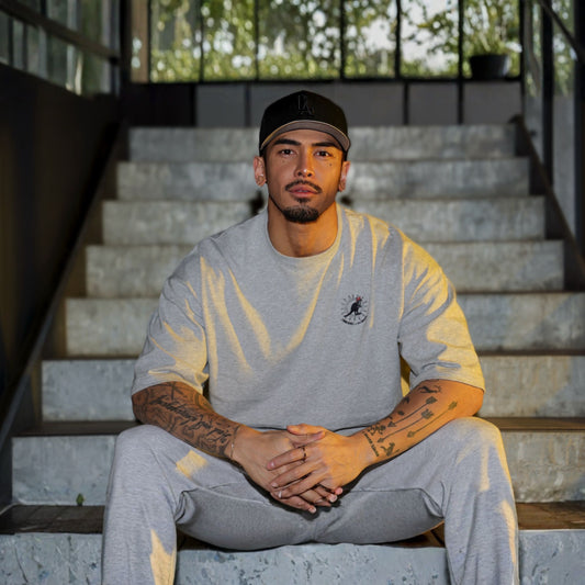 Aru Sakurada×KB ビッグシルエットTシャツ