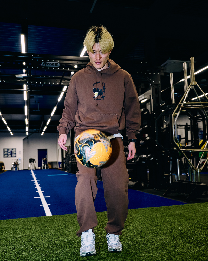 古橋亨梧×KB 推しコーディネートセット(99名様限定直筆サイン入りブロマイド付き）