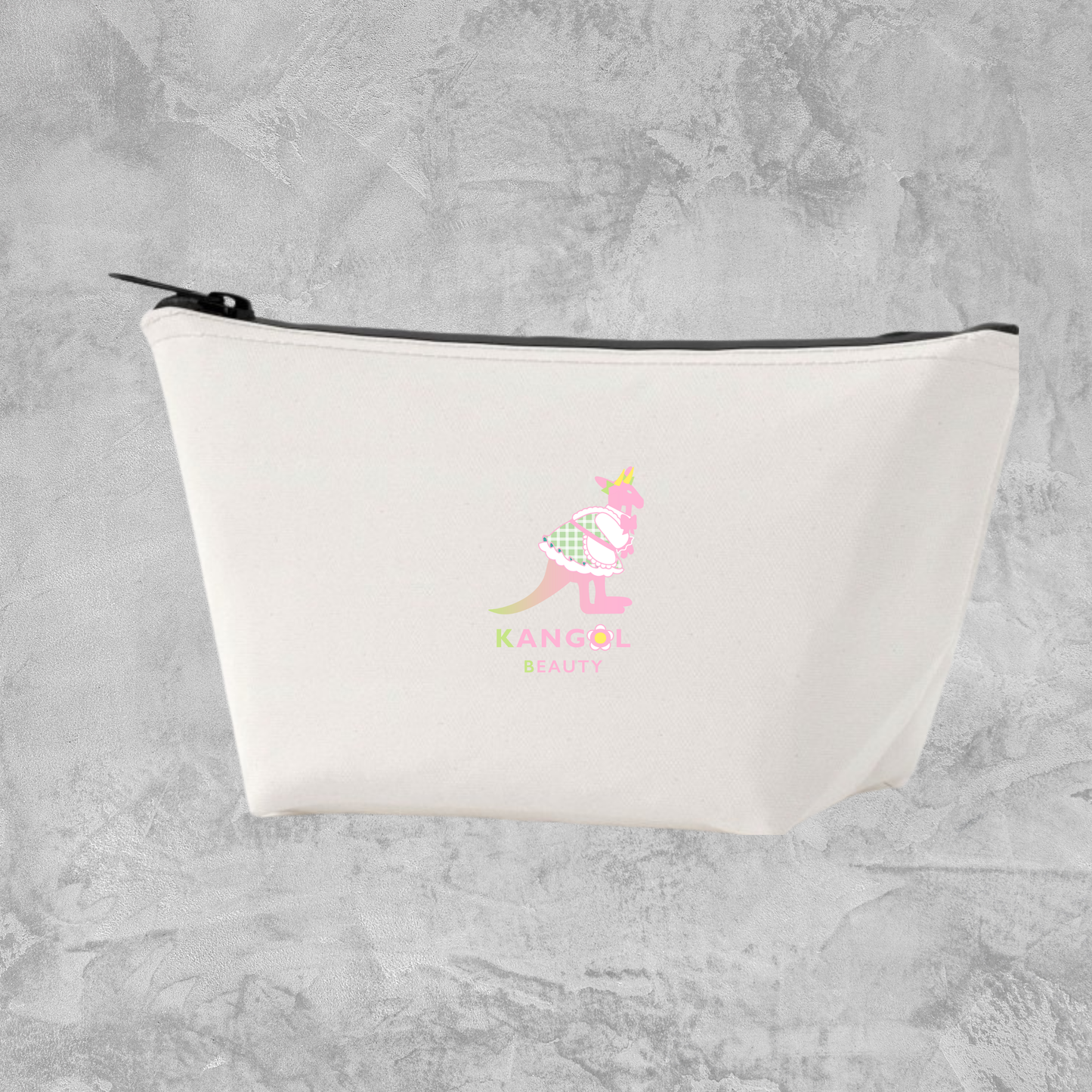 三枝りん × KB ポーチ