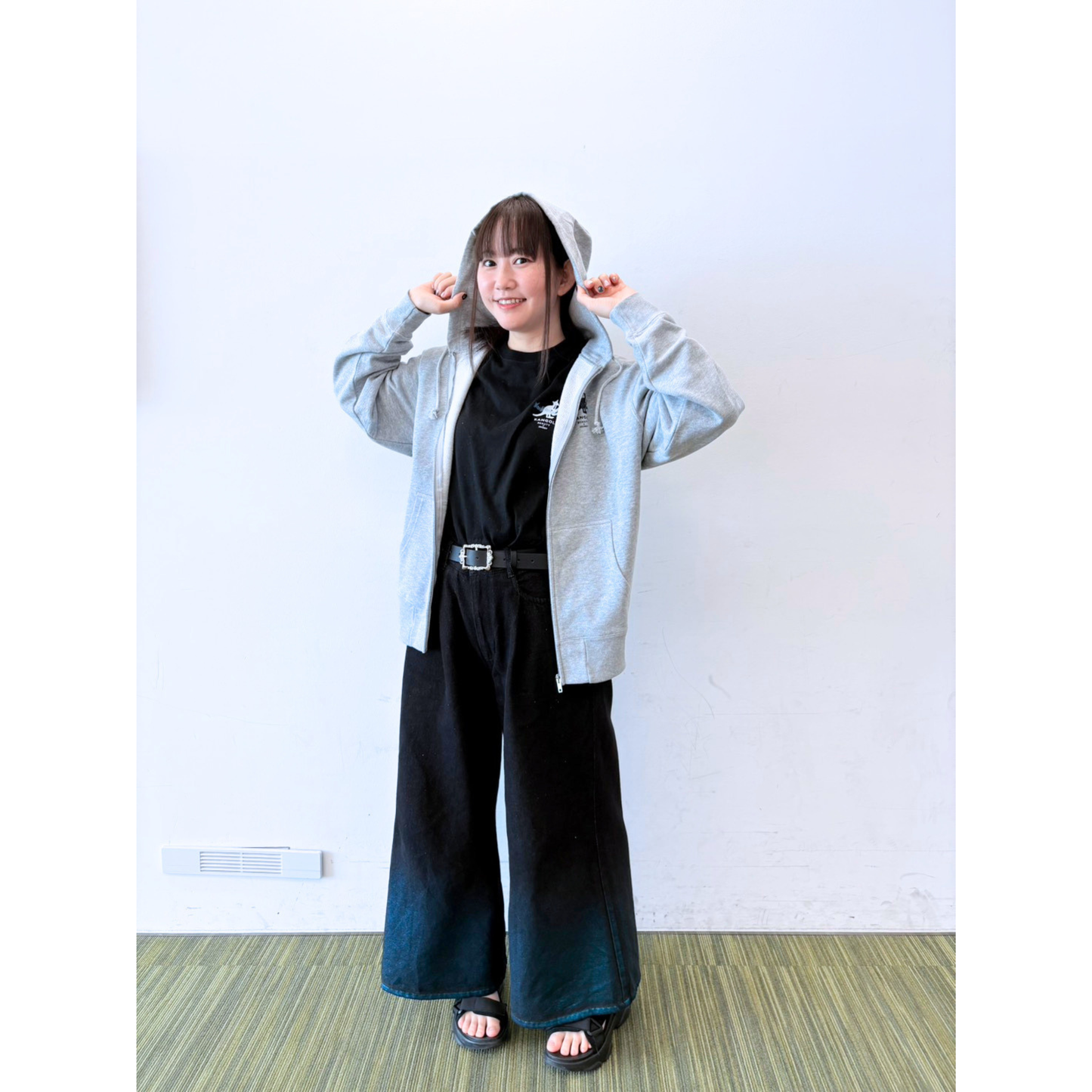 大関英里 × KB コラボ/ZIPパーカー+ミントバームセット