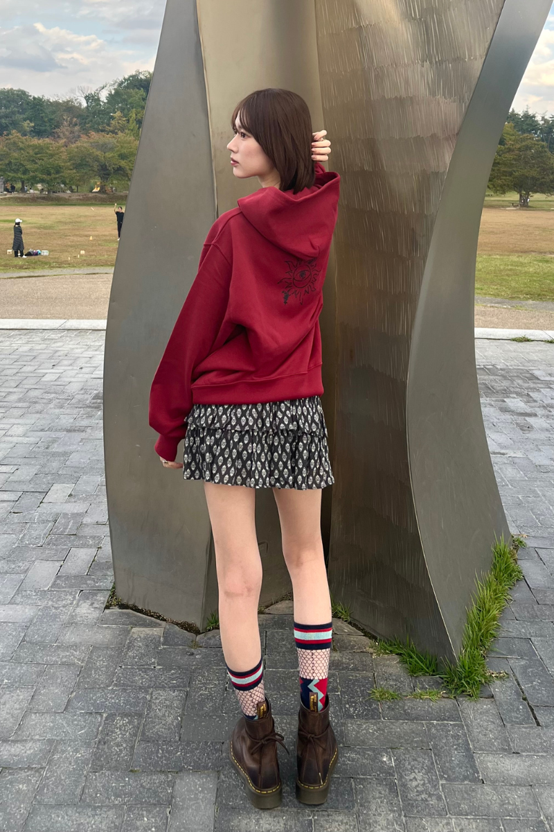 三白 × KB パーカー