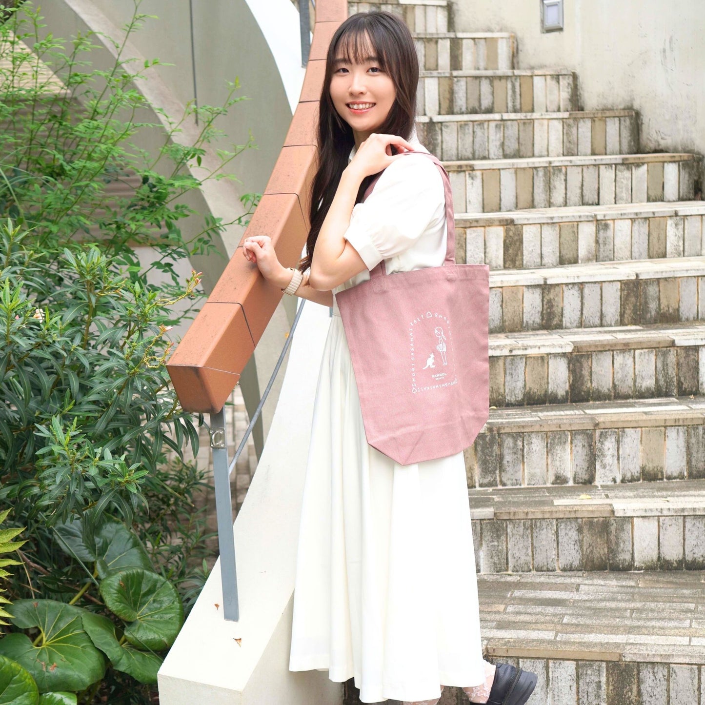 武富礼衣 × KBコラボ/トートバック(M)　コラボロゴステッカー（非売品）付き！ ＋ヘアバームセット